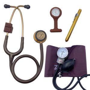 Kit Acadêmico Littmann Classic III Chocolate + Lanterna + Acessório + Relógio Lapela + Esfigmomanômetro